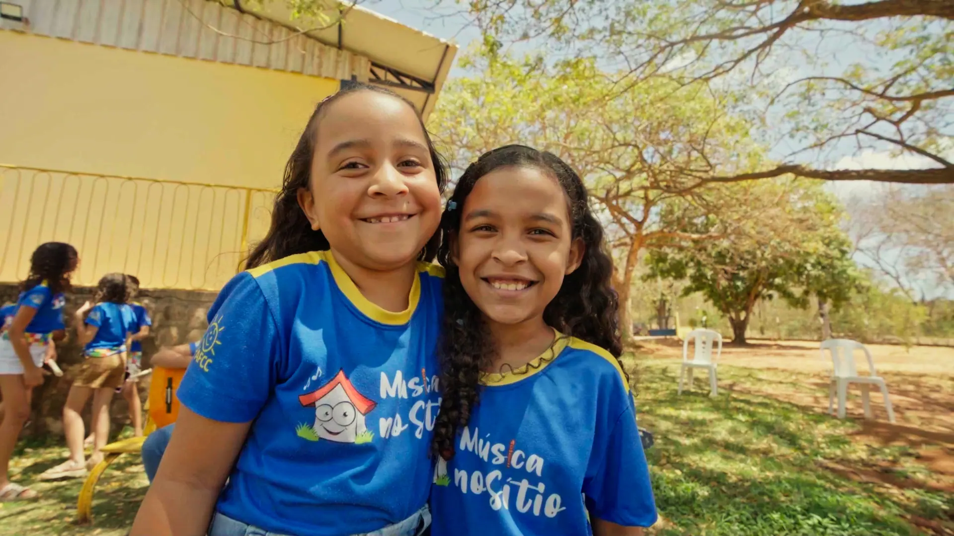 Crianças do Centro Educacional Sítio Barreiras